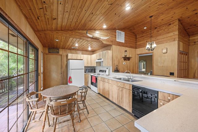 1814 A Road, Loxahatchee Groves, FL 33470