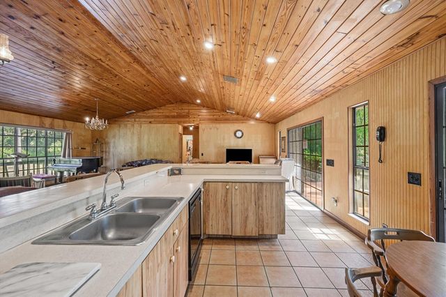1814 A Road, Loxahatchee Groves, FL 33470