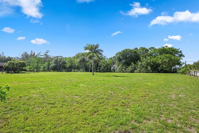 1814 A Road, Loxahatchee Groves, FL 33470