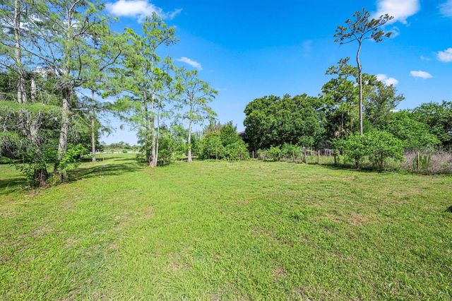 1814 A Road, Loxahatchee Groves, FL 33470