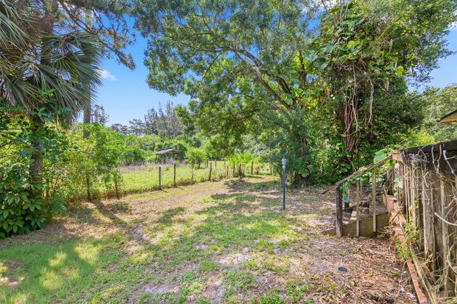 1814 A Road, Loxahatchee Groves, FL 33470