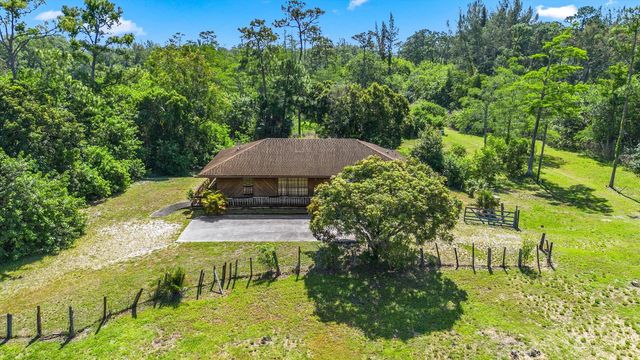 1814 A Road, Loxahatchee Groves, FL 33470