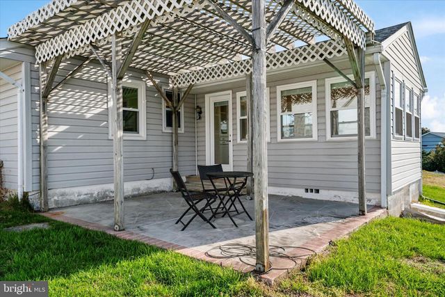 5115 BAY PKWY, Huntingtown, MD 20639