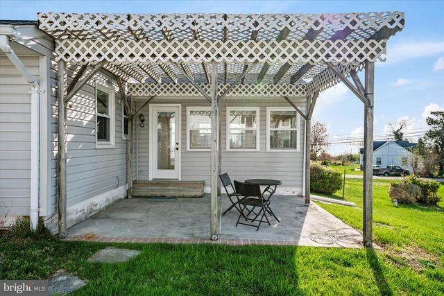 5115 BAY PKWY, Huntingtown, MD 20639