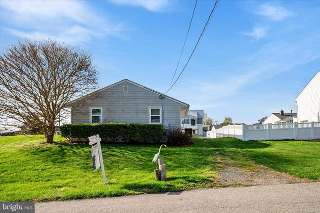 5115 BAY PKWY, Huntingtown, MD 20639