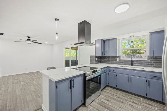 2305 Athens ST, Killeen, TX 76541