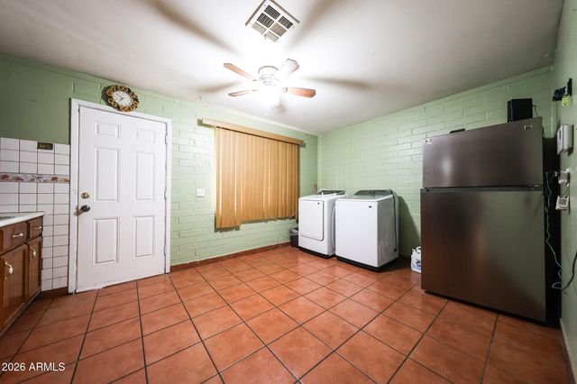 3920 W LYNNE Lane, Phoenix, AZ 85041