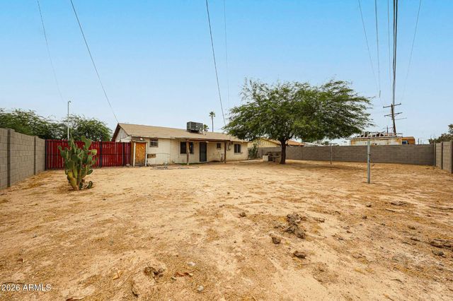 3920 W LYNNE Lane, Phoenix, AZ 85041