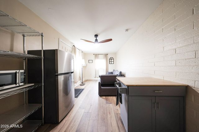 3920 W LYNNE Lane, Phoenix, AZ 85041