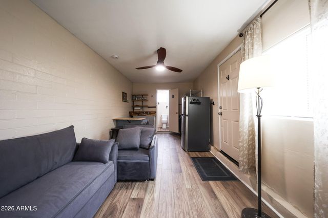3920 W LYNNE Lane, Phoenix, AZ 85041