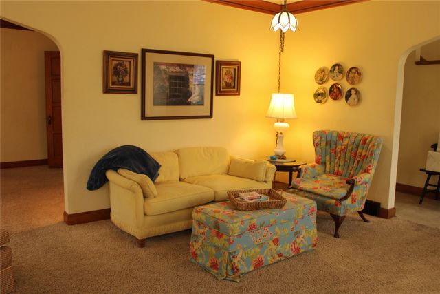4029 Ashby Avenue, Des Moines, IA 50310