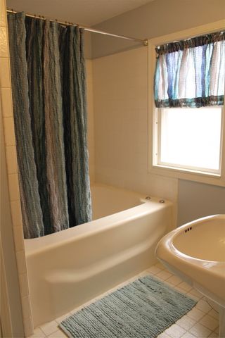 4029 Ashby Avenue, Des Moines, IA 50310