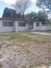 2034 NW 93rd St 0, Miami, FL 33147