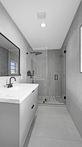 6700 E Tropical Way, Plantation, FL 33317