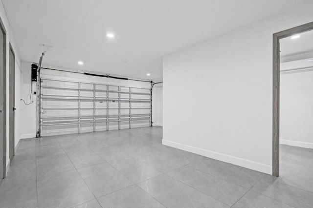 6700 E Tropical Way, Plantation, FL 33317