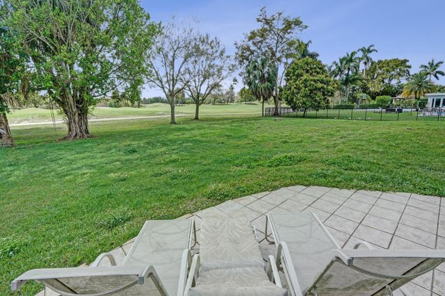 6700 E Tropical Way, Plantation, FL 33317