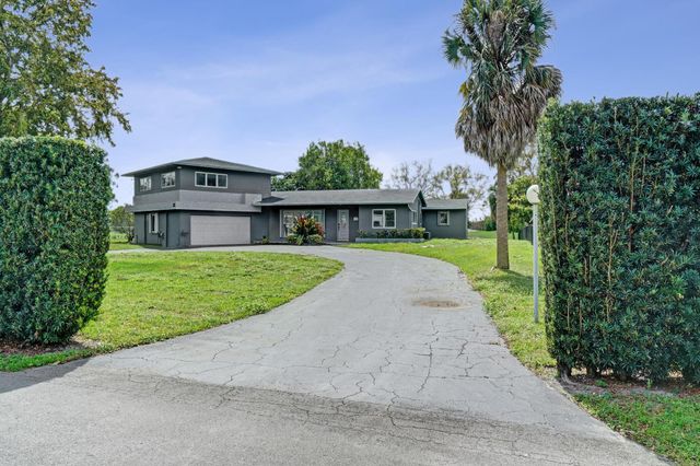 6700 E Tropical Way, Plantation, FL 33317