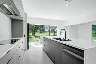 6700 E Tropical Way, Plantation, FL 33317