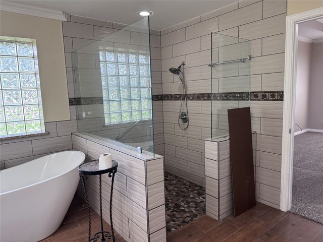 1704 S Bowen Road, Pantego, TX 76013