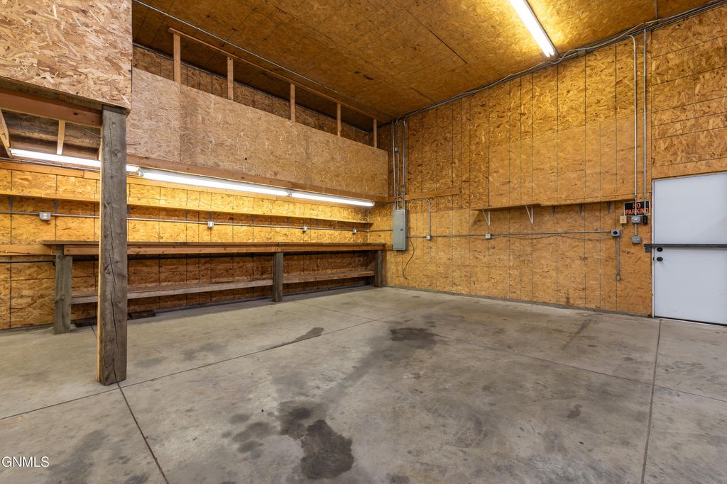 2401 Morrison Avenue, Bismarck, ND 58504 photo 11