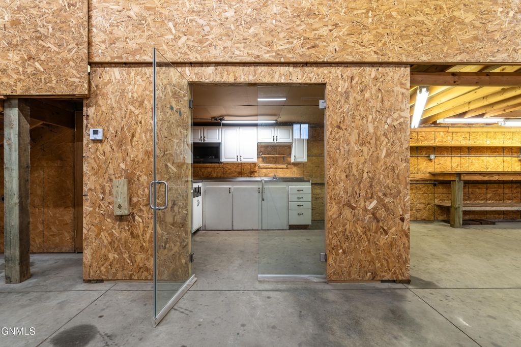 2401 Morrison Avenue, Bismarck, ND 58504 photo 13