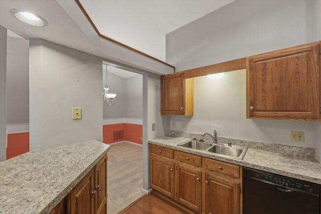 624 Truman Lane, 105, Bellevue, KY 41073