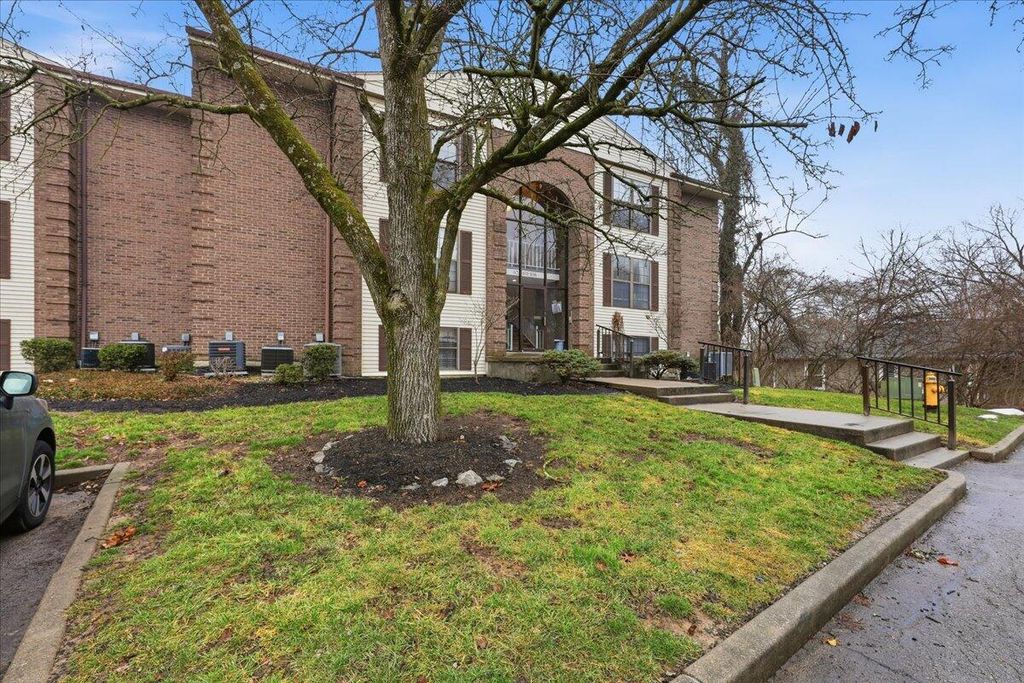 624 Truman Lane, 105, Bellevue, KY 41073