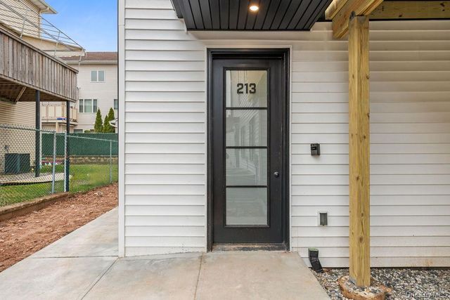 105 N Cole Avenue 213, Spring Valley, NY 10977
