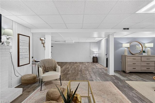 2547 Amesbury Road, Winston-salem, NC 27103