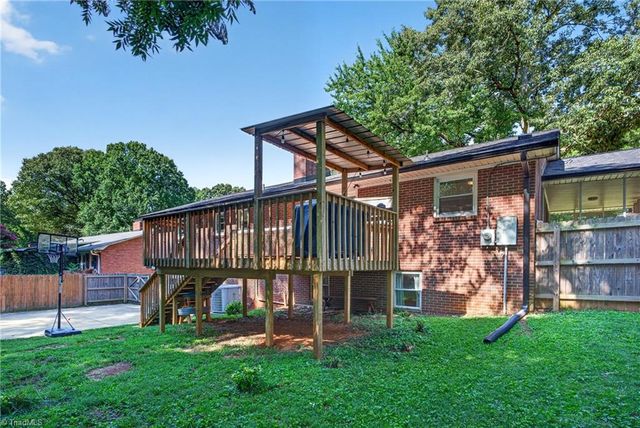 2547 Amesbury Road, Winston-salem, NC 27103