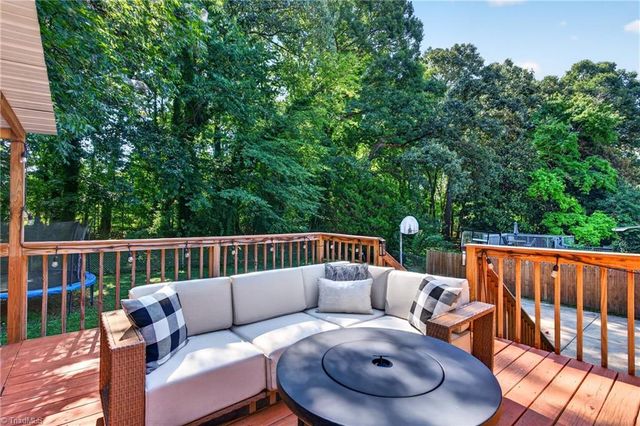 2547 Amesbury Road, Winston-salem, NC 27103