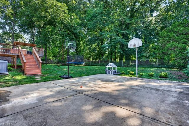 2547 Amesbury Road, Winston-salem, NC 27103
