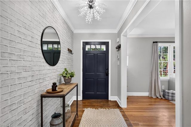 2547 Amesbury Road, Winston-salem, NC 27103