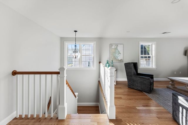 41 Bay Shore Drive, Plymouth, MA 02364