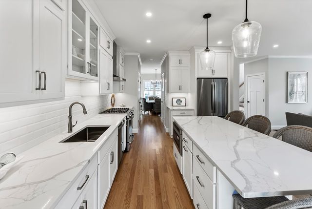 41 Bay Shore Drive, Plymouth, MA 02364