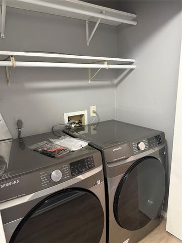 2501 Gulf Freeway 262C, Dickinson, TX 77539