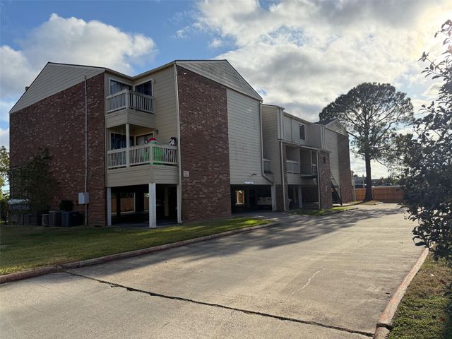 2501 Gulf Freeway 262C, Dickinson, TX 77539