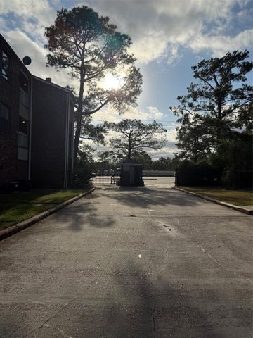 2501 Gulf Freeway 262C, Dickinson, TX 77539