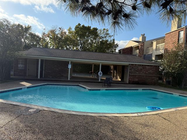 2501 Gulf Freeway 262C, Dickinson, TX 77539