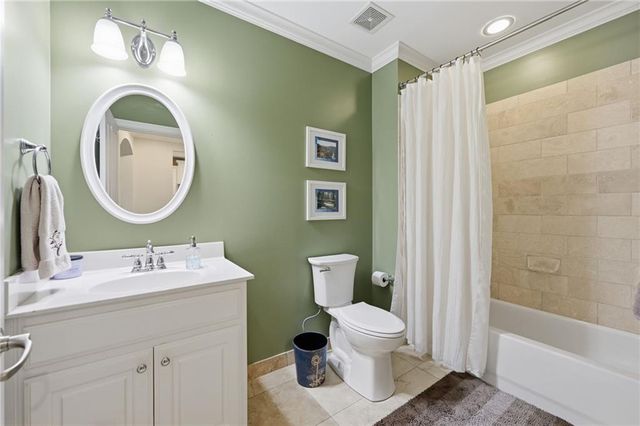 2277 Peachtree Road NE 407, Atlanta, GA 30309