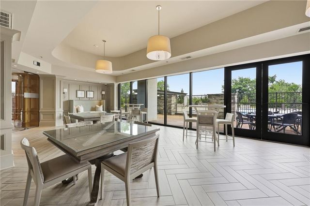 2277 Peachtree Road NE 407, Atlanta, GA 30309