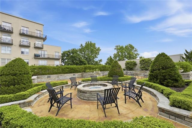 2277 Peachtree Road NE 407, Atlanta, GA 30309