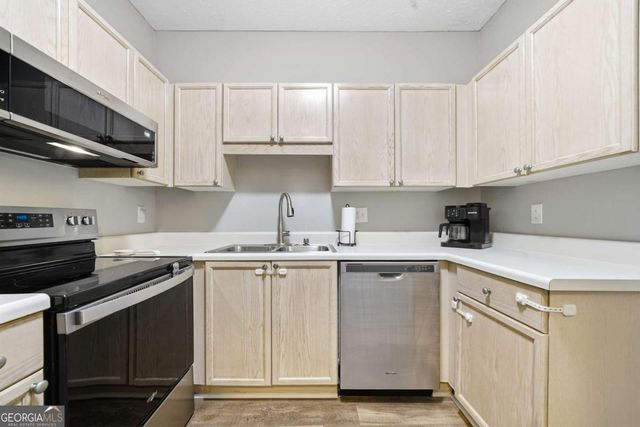 213 Bentley Place, Tucker, GA 30084