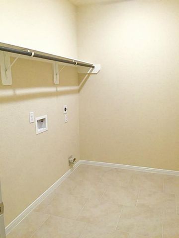 618 Longstreet Drive, Rosenberg, TX 77469