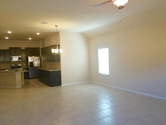 618 Longstreet Drive, Rosenberg, TX 77469