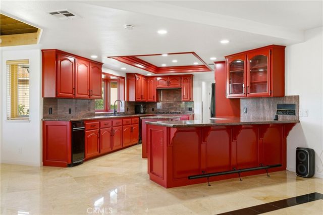 16575 Bonanza Dr, Riverside, CA 92504