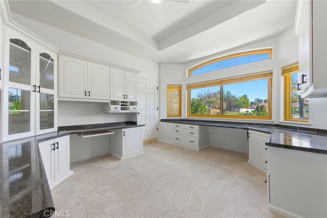 16575 Bonanza Dr, Riverside, CA 92504