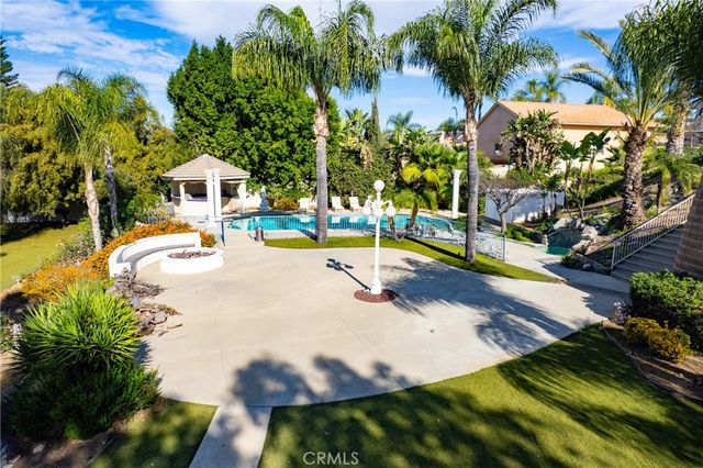 16575 Bonanza Dr, Riverside, CA 92504