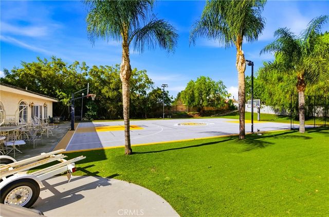 16575 Bonanza Dr, Riverside, CA 92504