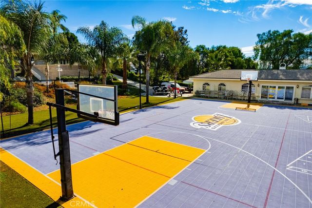 16575 Bonanza Dr, Riverside, CA 92504